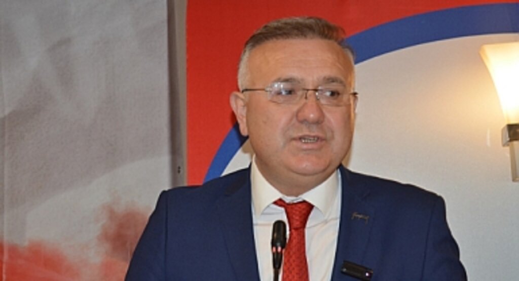 Eğitim-İş'ten Gençlik Raporu