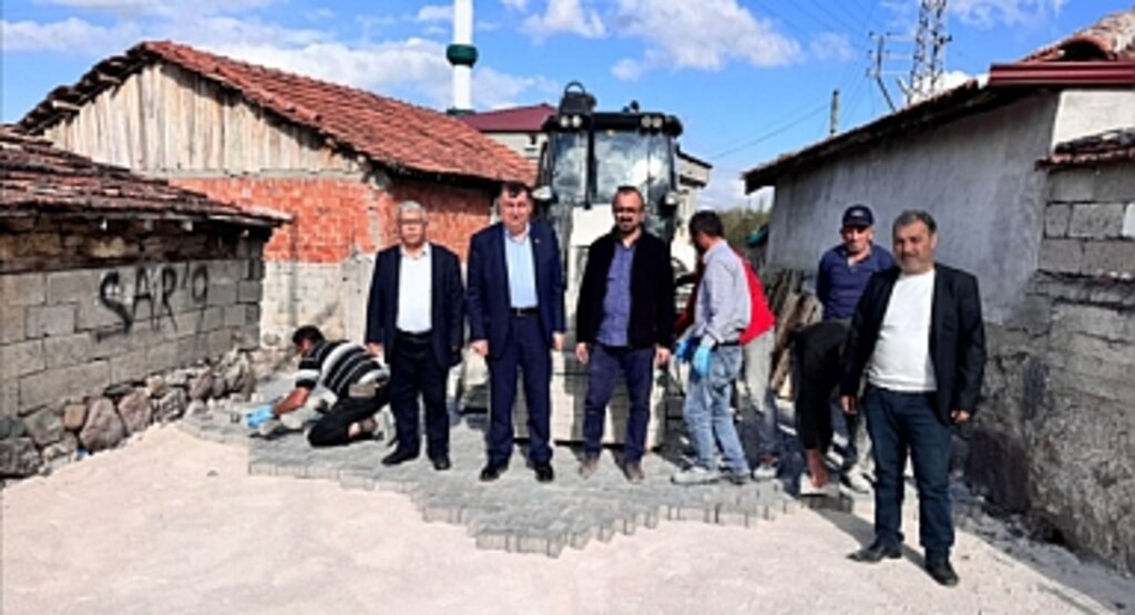 Havza Kırsalına Parke Taş Döşeniyor