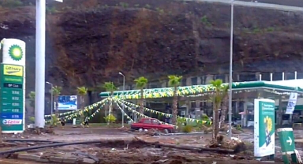 Heyelan Geliyorum Demiş!