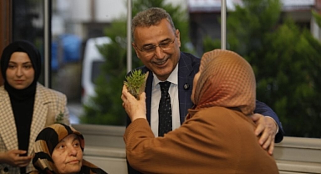 İlkadım Huzur Konağı’nda Annelere Eğlence