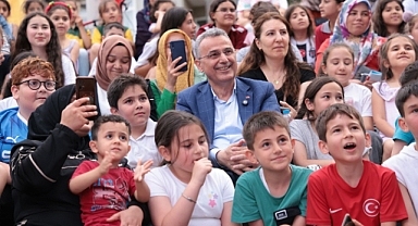 İlkadım'da Çocuklarla Eğlence Büyüklerle Sohbet