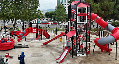 Gençlik Parkı’na Samsunspor Temalı Çocuk Oyun Parkı