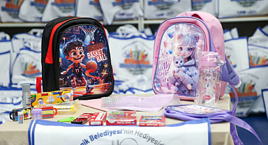 Canik'te Minik Öğrencilere Hoş Geldin Hediyesi