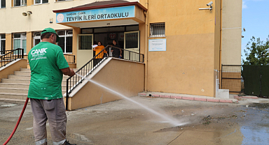 Canik'te Okullar Eğitime Hazırlanıyor