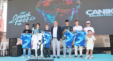 Canik'te Yapay Zekâ Eğitimleri Öğrencilerle Buluşuyor