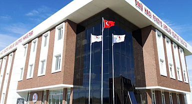 OMÜ Eczacılık Fakültesi Öğrencileri: Biz Anlatmaktan Yorulduk Gayretle Anlamıyorsunuz!