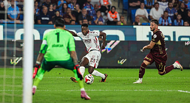 Samsunspor'dan Tarihe Geçen Sezon Başlangıcı