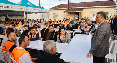 İlkadım Belediyesi Temizlik Personeline Övgü