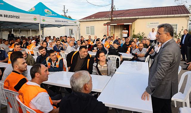 İlkadım Belediyesi Temizlik Personeline Övgü