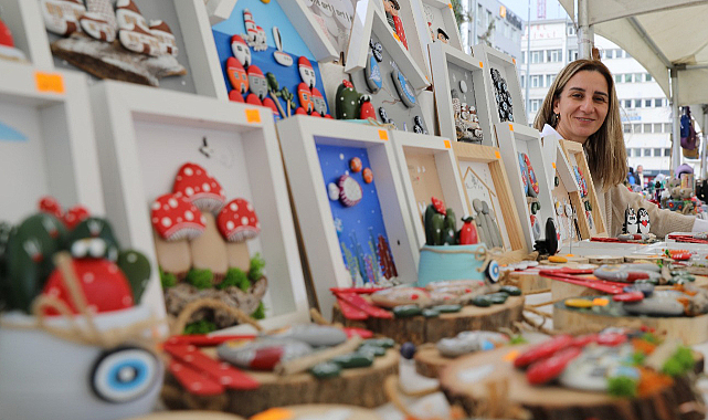 Kadınların El Emeği Festivalde Sergileniyor