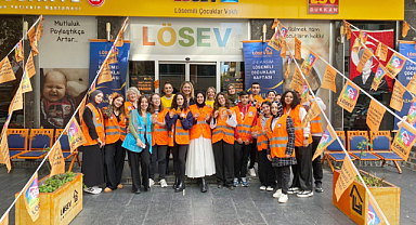 LÖSEV Samsun Ofisi Turuncuya Büründü