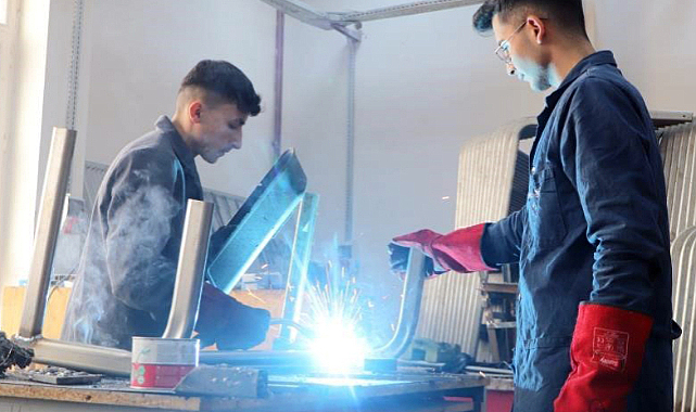 Samsun'da Gençler Meslek Liselerini Tercih Etti