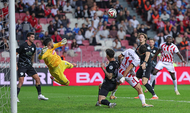 Samsunspor Karadeniz Derbisinde Rizespor'la Puanları Paylaştı