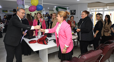 Gelecek Nesillerin Mimarları Öğretmenlerdir