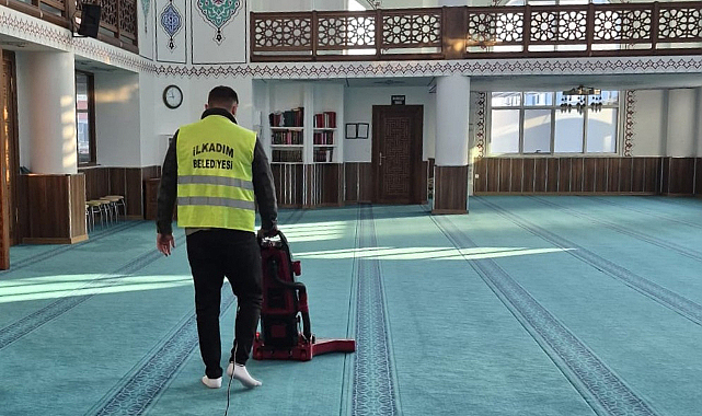 İlkadım'da İbadethanelerde Detaylı Temizlik