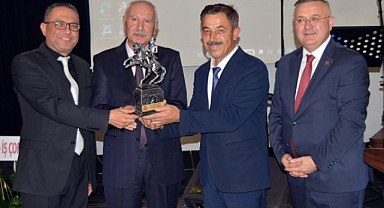 Samsun'da Eğitim-İş’ten Vefa Gecesi