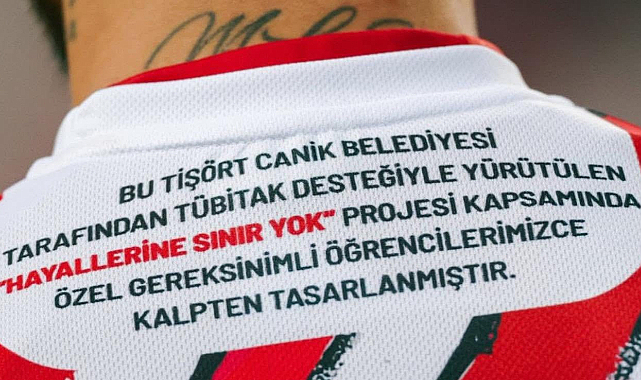 Canik Belediyesi'nden Çok Özel Forma