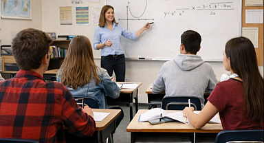 Öğretmenin Sırtına Ek İş Yüklemeyin!