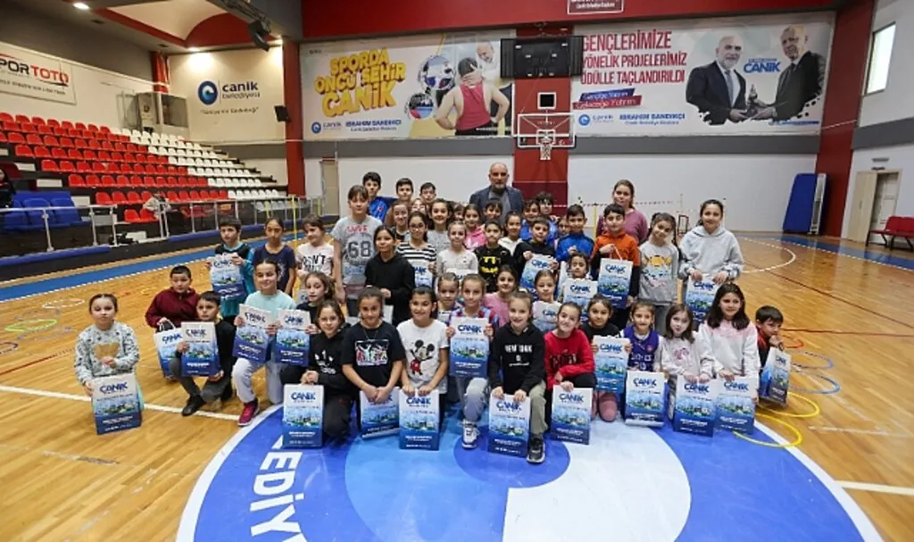 Canikli Öğrenciler Yarıyıl Tatilinde Spor Yapıyor