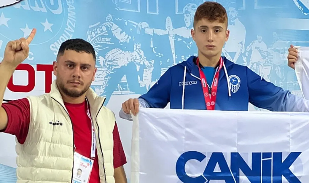 Canikli Sporcu Türkiye İkincisi Oldu