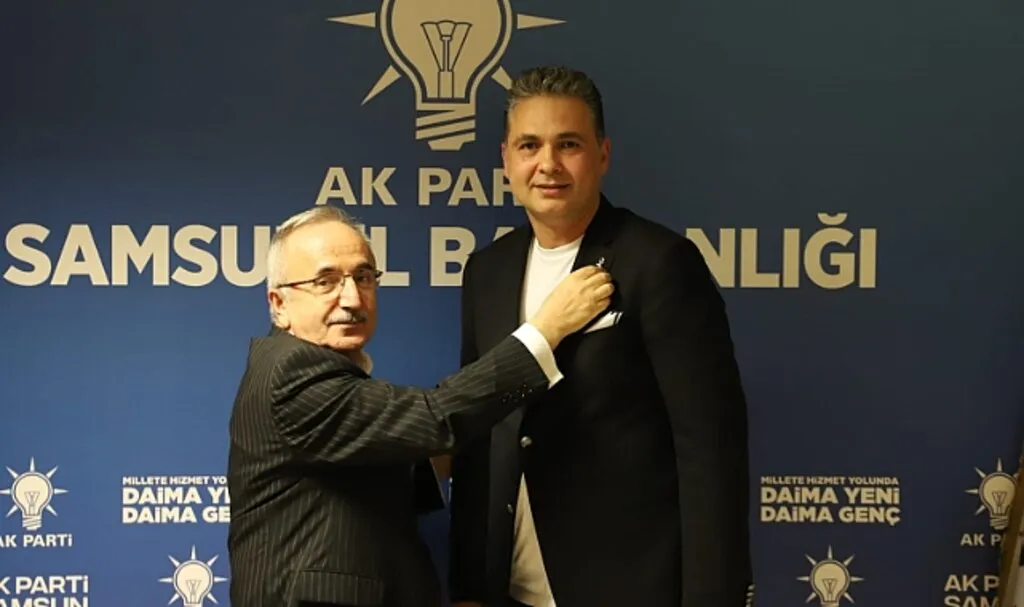Samsun'da Son Dakika Sürprizi! İYİ Parti'den AK Parti'ye Geçtiler