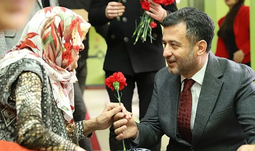 SBB Başkan Adayı Halit Doğan Büyüklerin Duasını Aldı