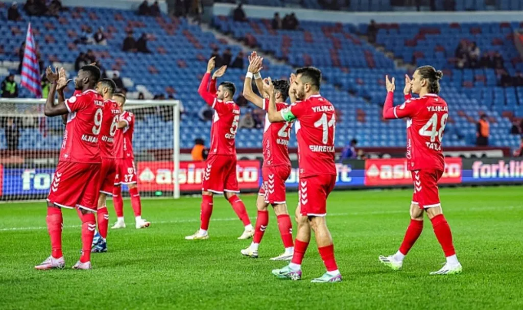 Son Dakika! Trabzonspor: 2 - Samsunspor: 1 (Maç Sonucu)