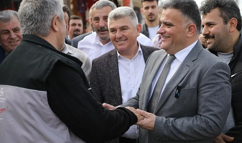 AK Parti Çarşamba Belediye Başkan Adayı Ender Gür: İlk İşimiz Altyapıyı Bitirmek Olacak!