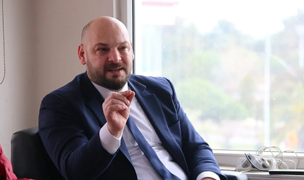 CHP Atakum Belediye Başkan Adayı Serhat Türkel: Siyasi Nezaketle Yarışacağız