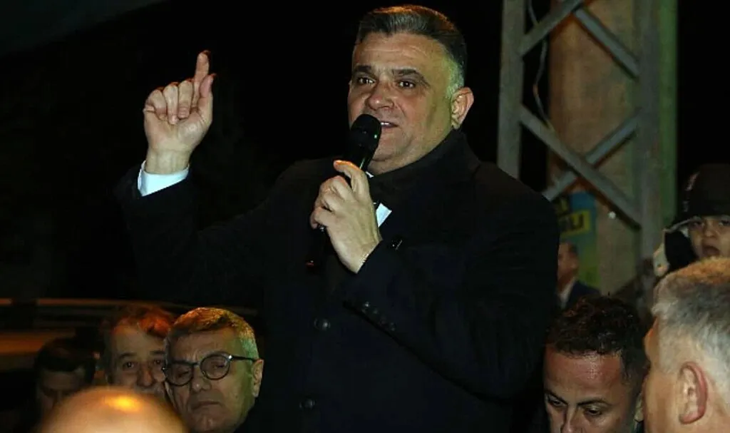 Ender Gür: Kimsenin Ekmeğiyle Oynamam!