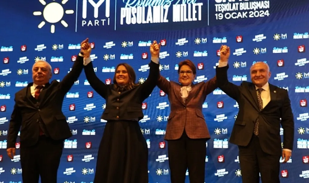 İYİ Parti Samsun'da Kriz Üstüne Kriz!