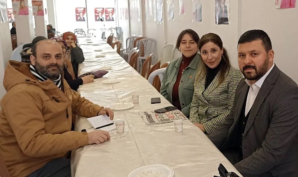 Yeniden Refah Partisi Vezirköprü Belediye Başkan Adayı Havva Şen Saygın: İlkelerimden Taviz Vermedim
