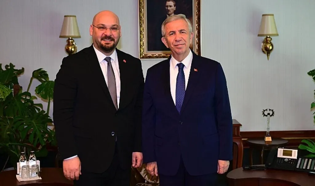 CHP'li Serhat Türkel?den ABB Başkanı Mansur Yavaş?a Teşekkür Ziyareti