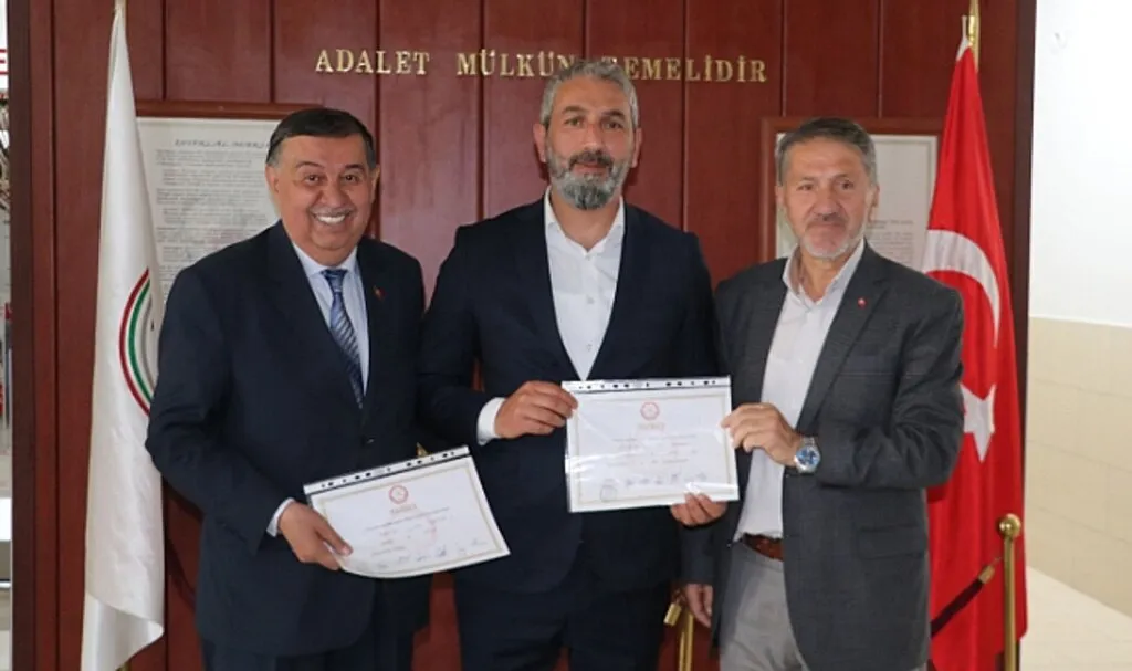 Başkan Murat İkiz 4'ncü Kez Mazbata Aldı