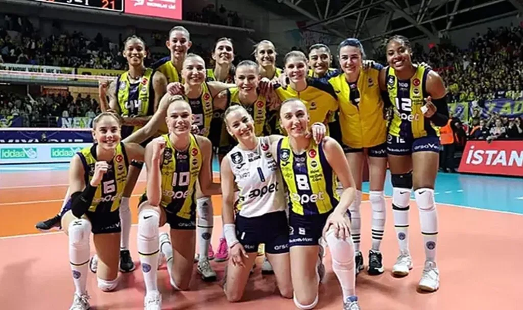 Fenerbahce Opet'te 7 Ayrılık, Veda Edenler ve Kalanlar Belli Oldu!