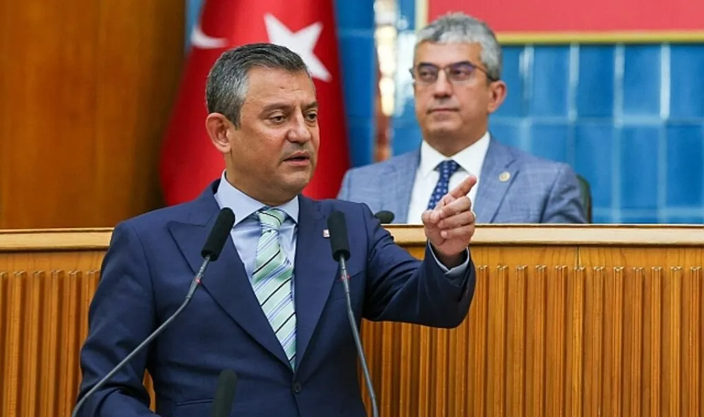 CHP Lideri Özgür Özel, Ali Rıza Yıldırım'a Yüklendi