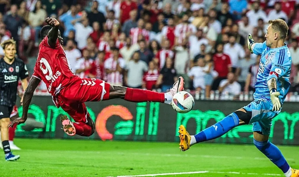 Samsunspor, Beşiktaş'a 2-0 Mağlup Oldu