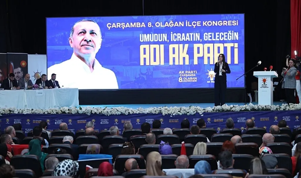 AK Parti Terme ve Çarşamba Kongreleri Gerçekleşti