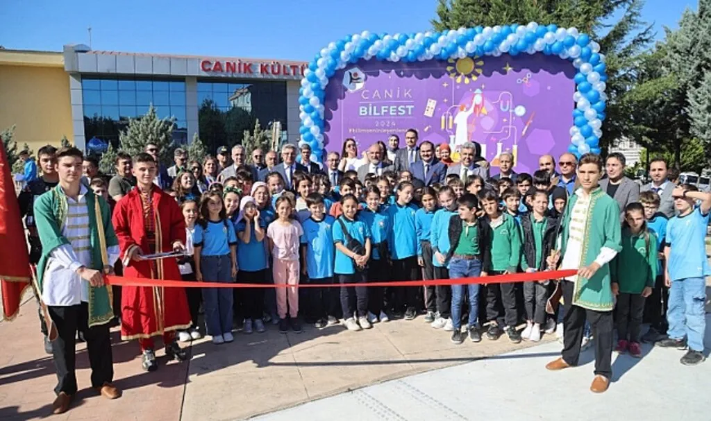 Canik'te Teknoloji ve Bilim Festivali Başladı