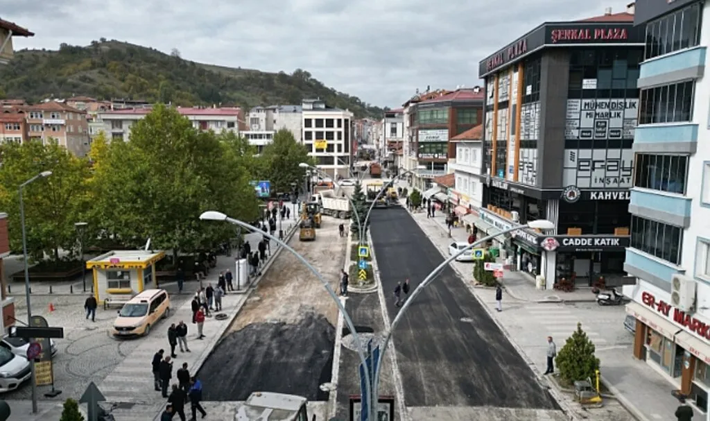 Havza'nın En İşlek Caddesi Yenileniyor