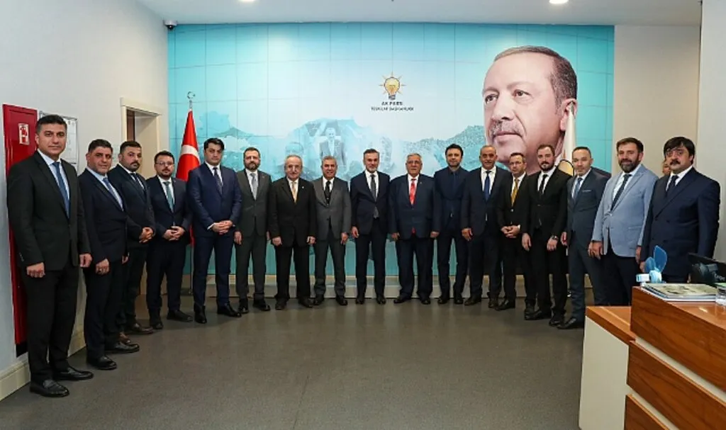AK Parti Samsun'da 3 Başkan Değişti