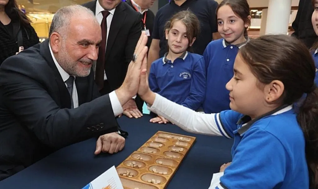 Canik'te Ahşaptan 35 Farklı Zeka Oyunları Sergisi
