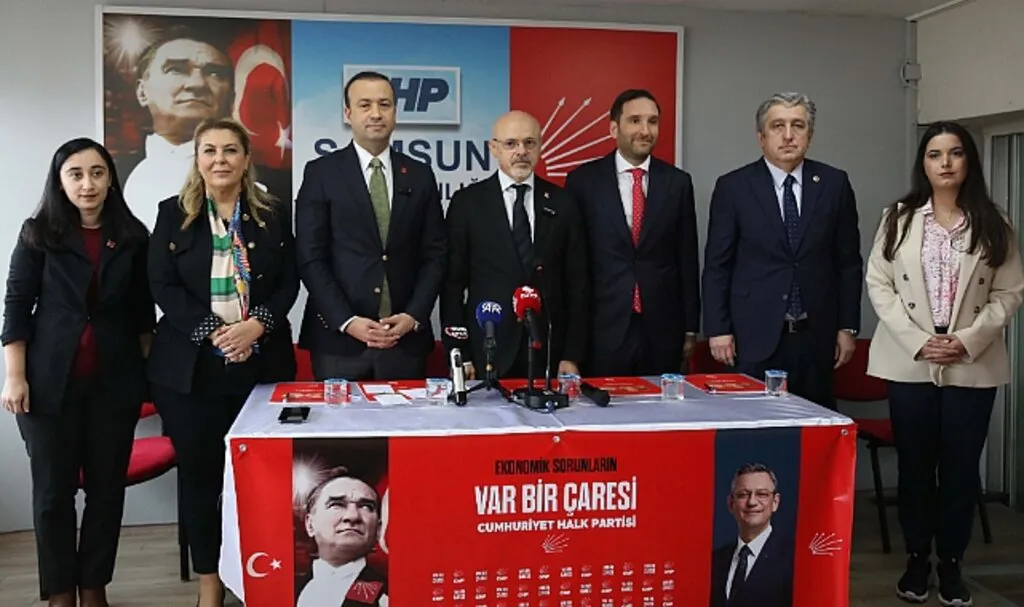 CHP Kadroları Esnafı Dinliyor