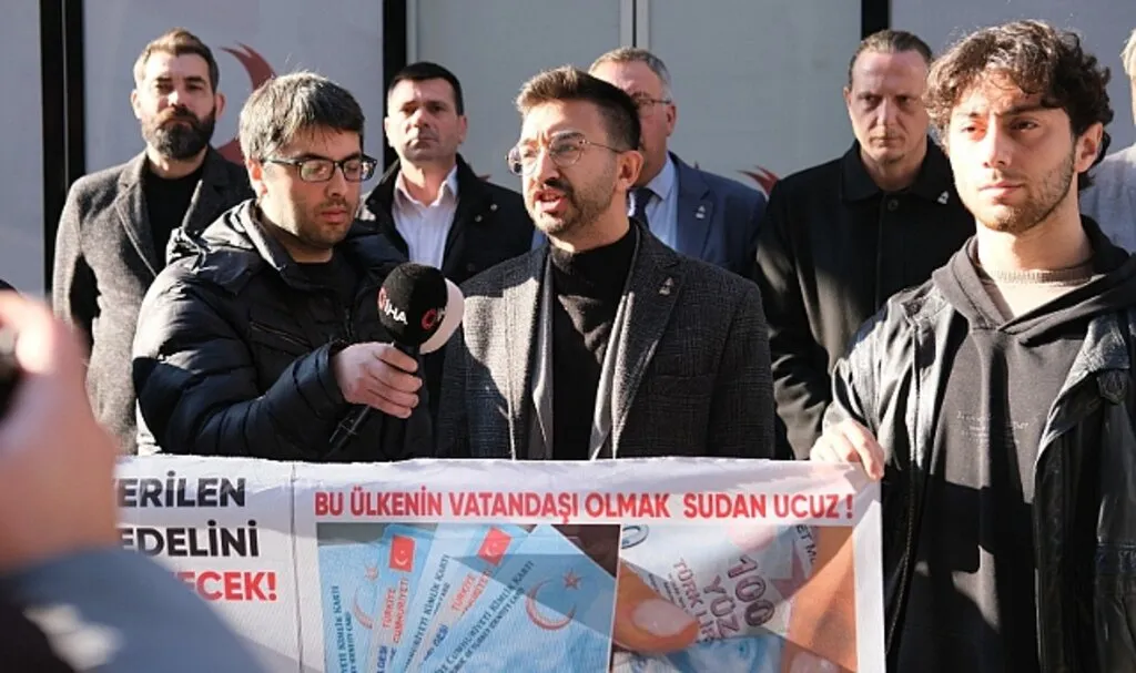 Zafer Partisi: T.C. Kimliği Parayla Satılamaz