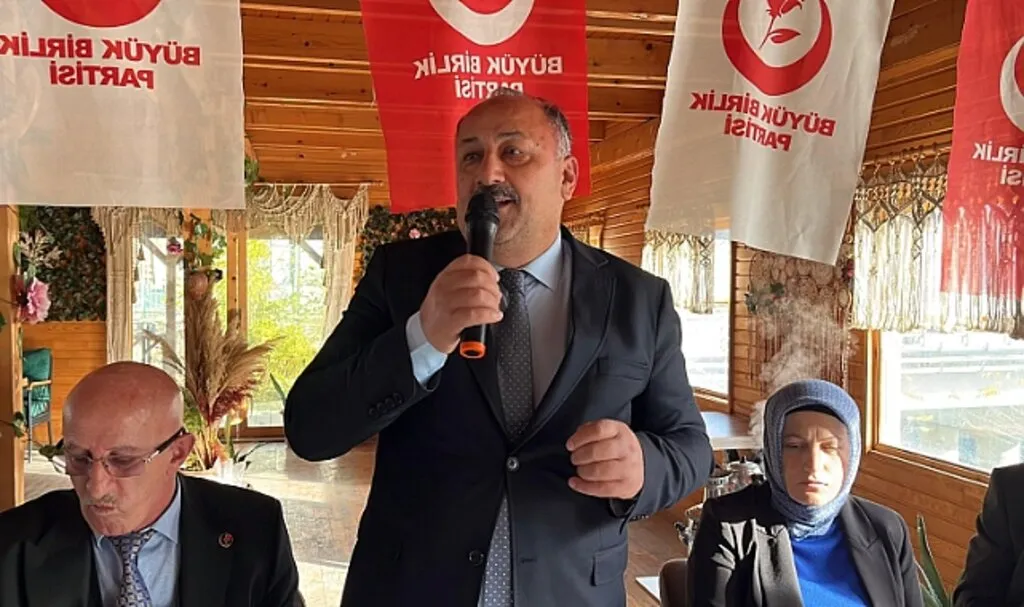 Elimizde Sihirli Değnek Yoktu