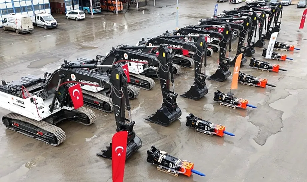 SBB'nin Araç Filosuna 16 Yeni İş Makinesi