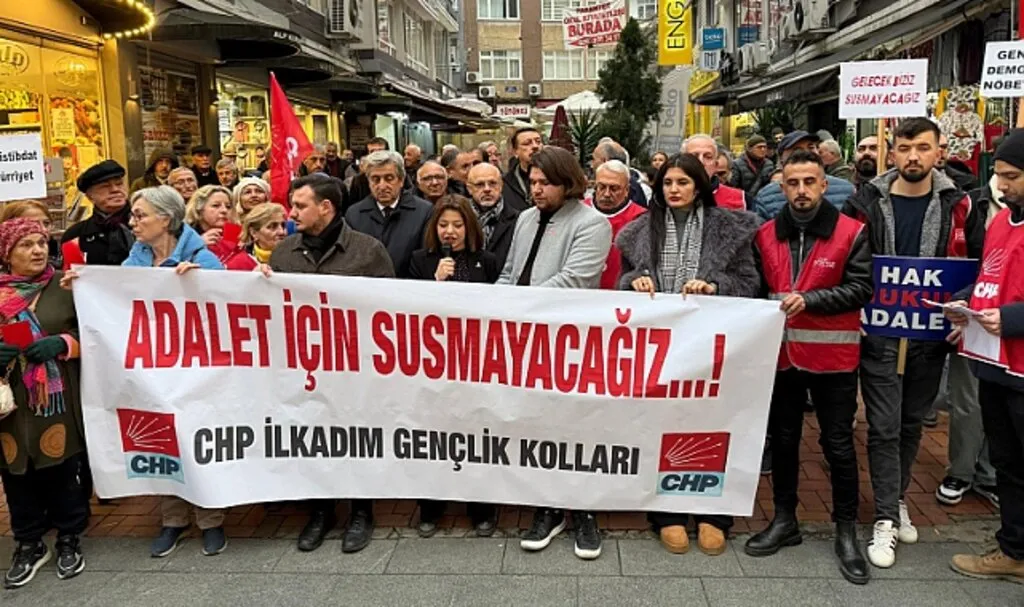 CHP'li Gençlik Tepkili