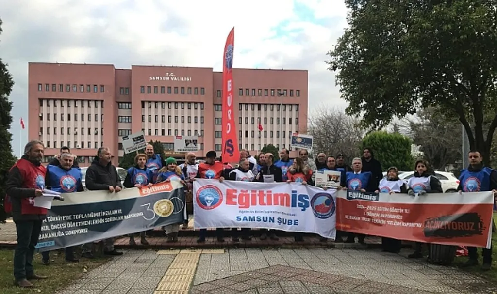 Eğitim-İş Üyeleri, Eğitim Sistemini Sert Dille Eleştirdi