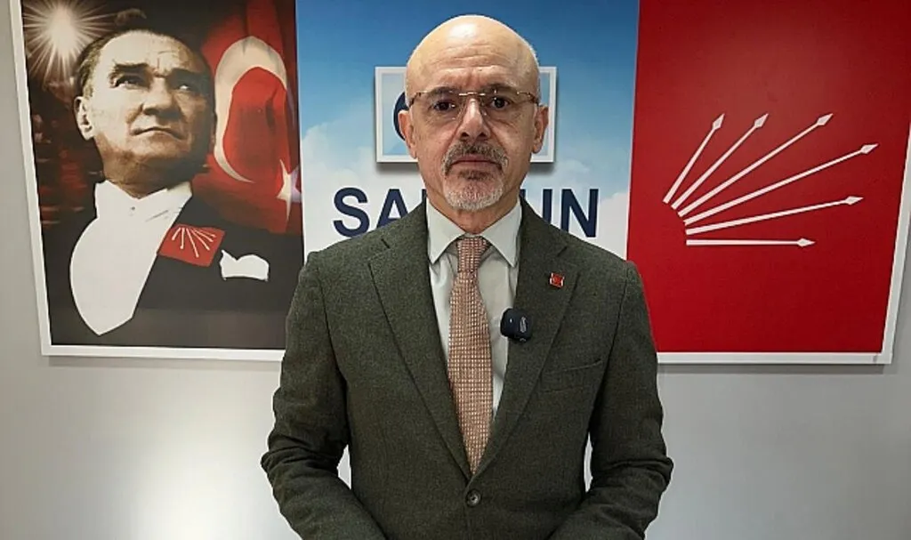 CHP'li Belediyede İşe Girsin Diye Referans Olmam!