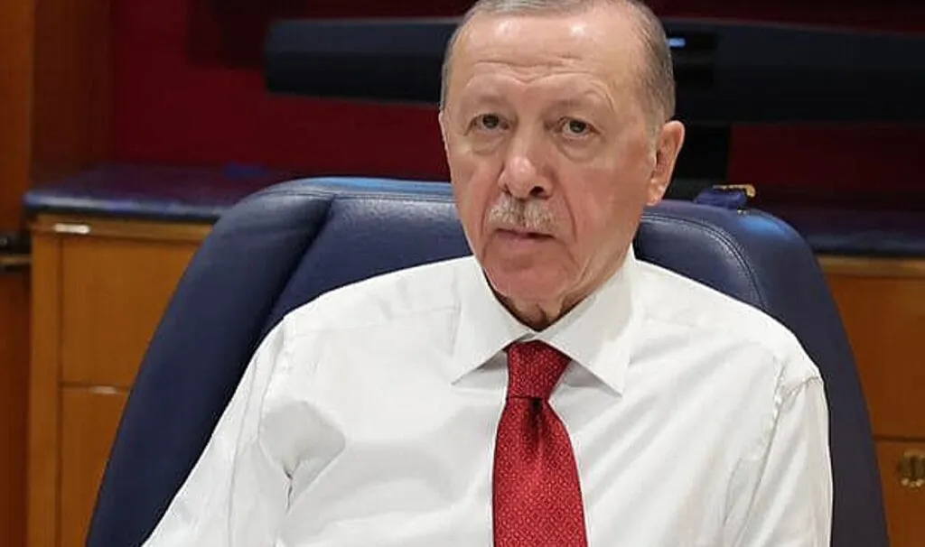 Cumhurbaşkanı Erdoğan Chery'i İşaret Etti